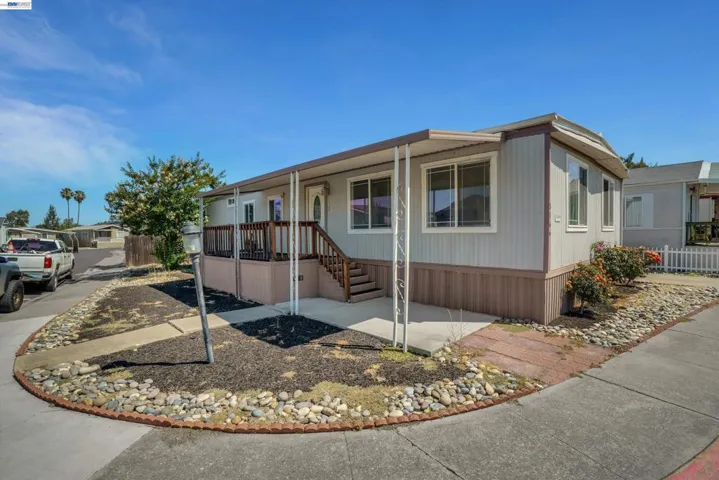5166 Sunrise Dr, Livermore, California 94551