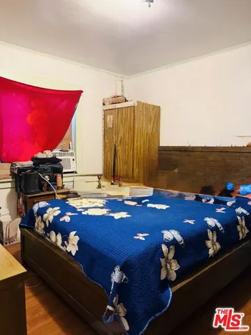 1450 W 67th Street, Los Angeles, California 90047