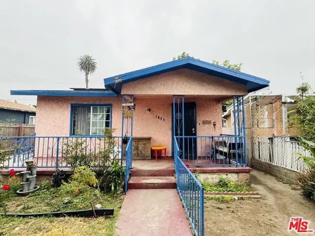 1450 W 67th Street, Los Angeles, California 90047