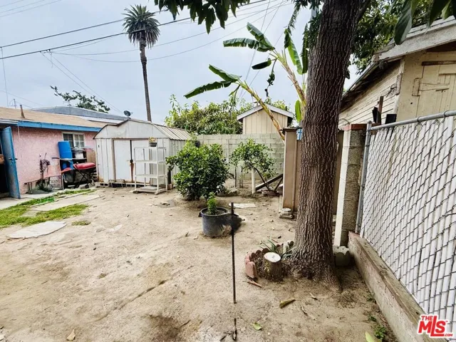 1450 W 67th Street, Los Angeles, California 90047