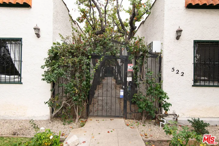 522 N Alta Vista Boulevard 9, Los Angeles, California 90036