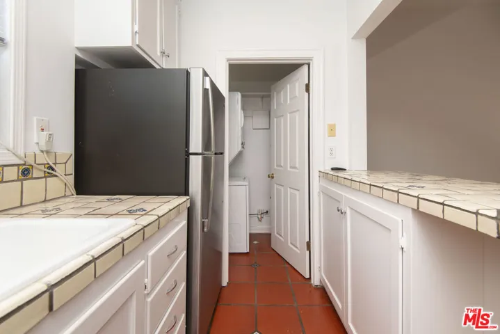 522 N Alta Vista Boulevard 9, Los Angeles, California 90036