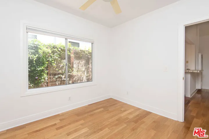 522 N Alta Vista Boulevard 9, Los Angeles, California 90036