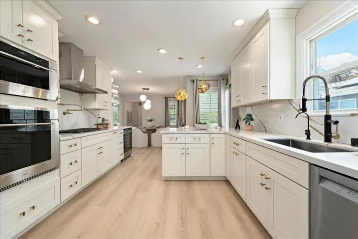Open To Formal Dining Room