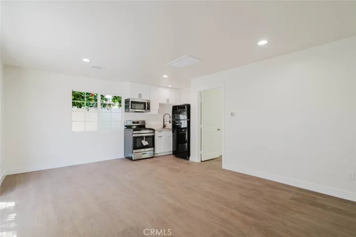 17906 Califa Street, Encino, California 91316