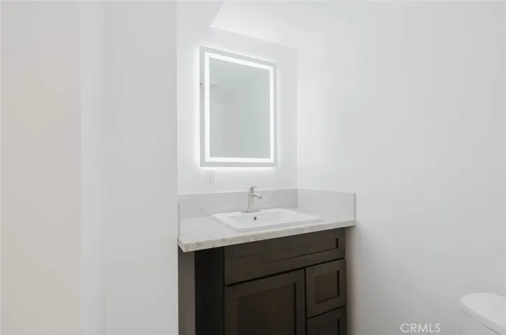 17906 Califa Street, Encino, California 91316