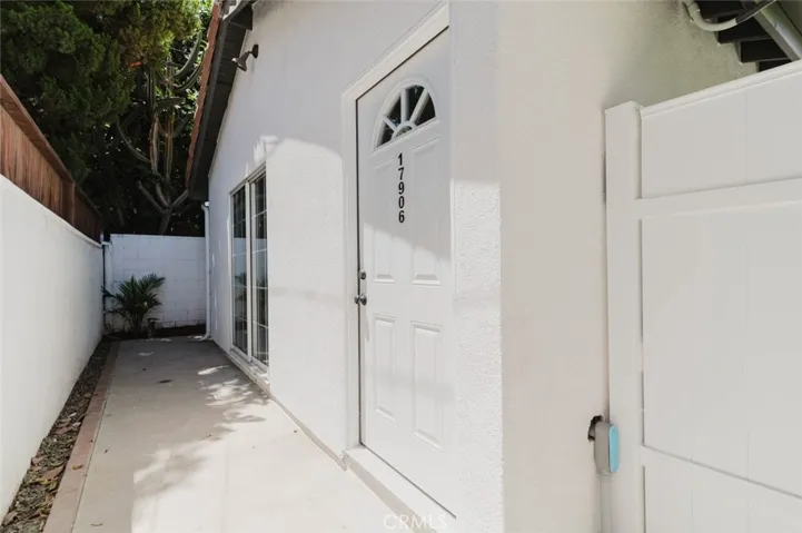 17906 Califa Street, Encino, California 91316