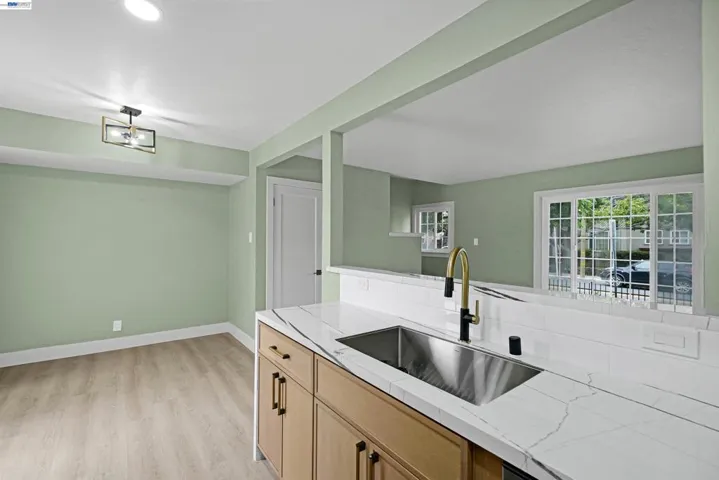 13556 Bancroft Ave 3, San Leandro, California 94578