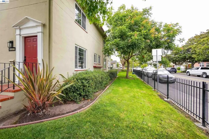 13556 Bancroft Ave 3, San Leandro, California 94578
