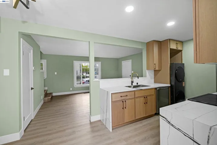 13556 Bancroft Ave 3, San Leandro, California 94578