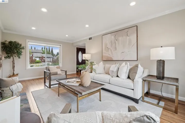 37842 Dahlia Dr, Newark, California 94560