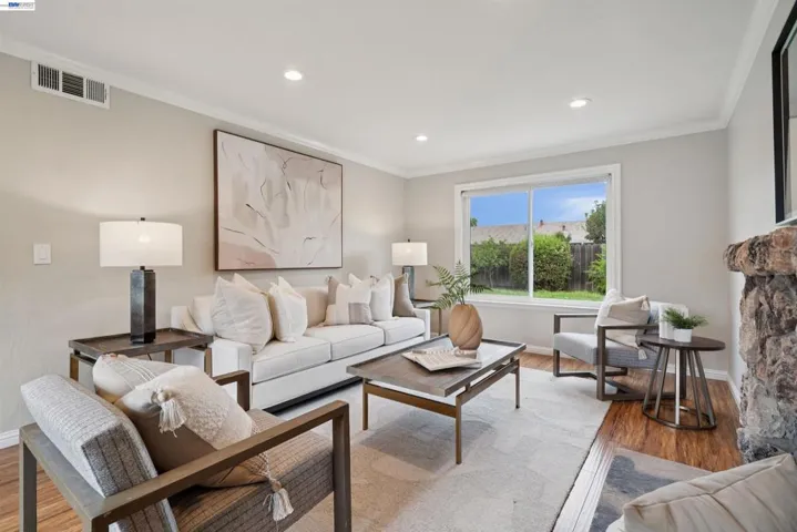 37842 Dahlia Dr, Newark, California 94560
