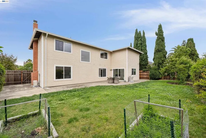 37842 Dahlia Dr, Newark, California 94560