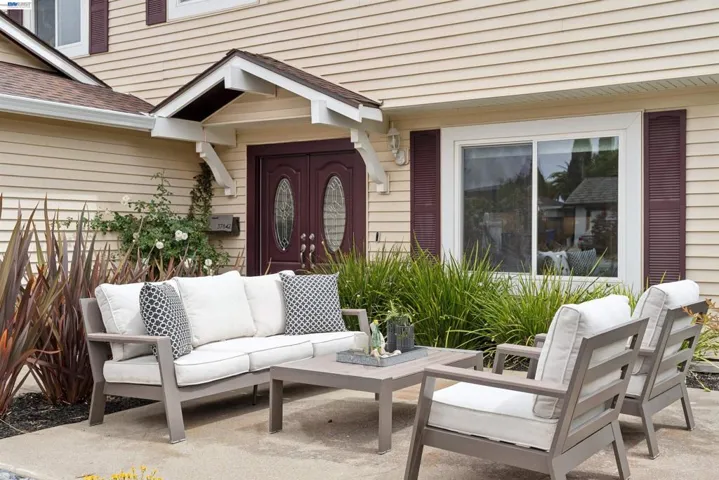 37842 Dahlia Dr, Newark, California 94560