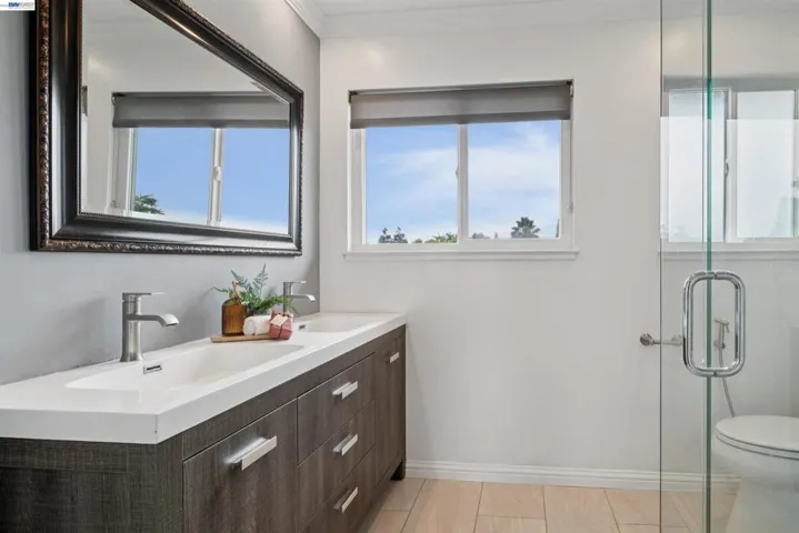 37842 Dahlia Dr, Newark, California 94560