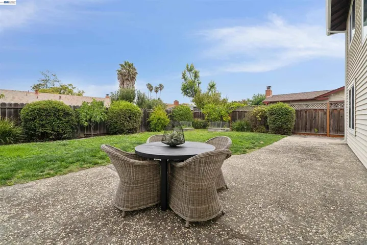 37842 Dahlia Dr, Newark, California 94560