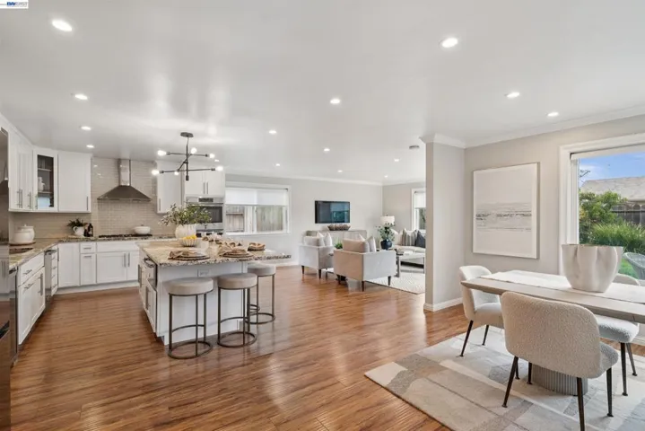 37842 Dahlia Dr, Newark, California 94560