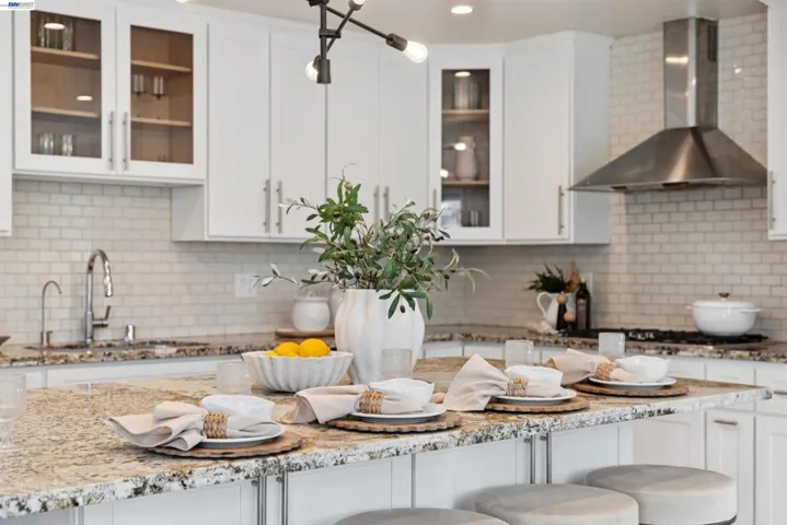 37842 Dahlia Dr, Newark, California 94560