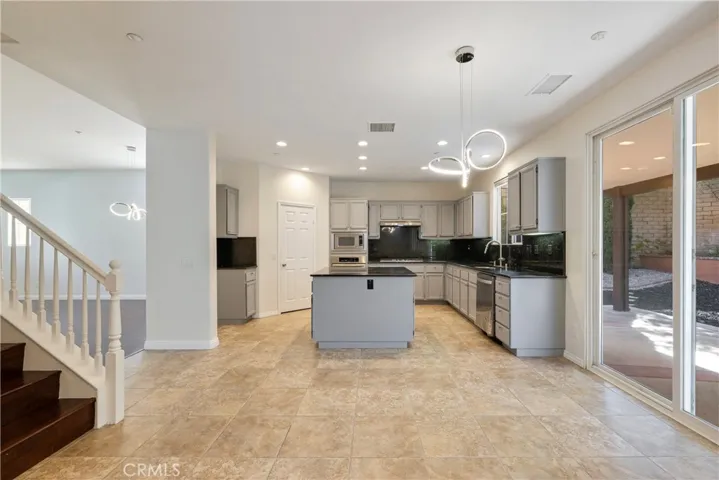 15415 Petunia, Fontana, California 92336