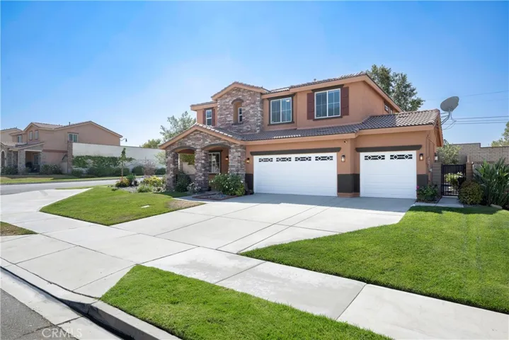 15415 Petunia, Fontana, California 92336