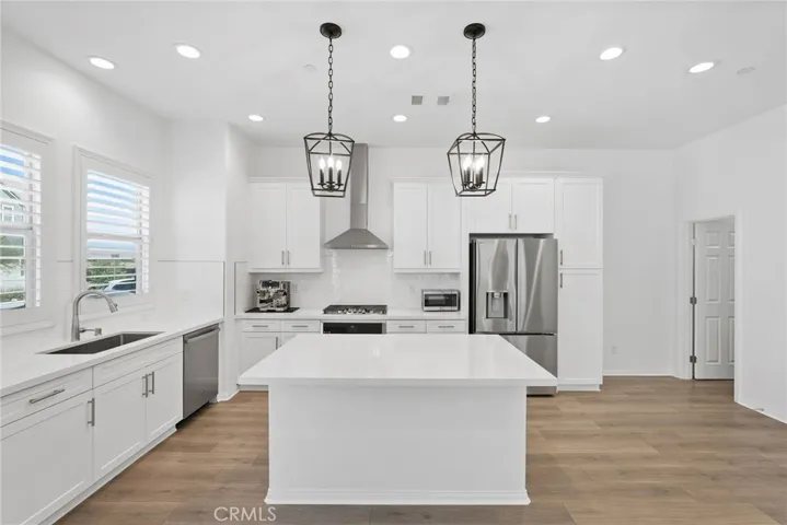 27367 Thunder Ridge Court, Valencia, California 91381