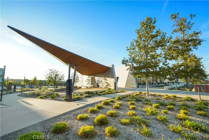 27367 Thunder Ridge Court, Valencia, California 91381
