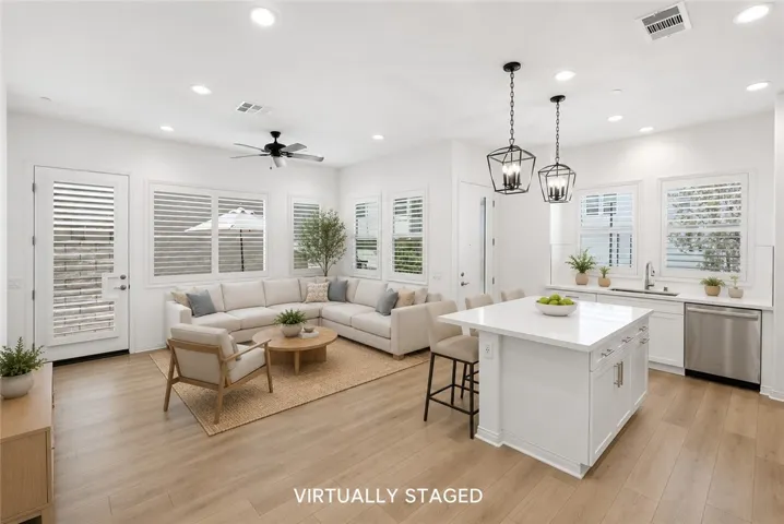 27367 Thunder Ridge Court, Valencia, California 91381