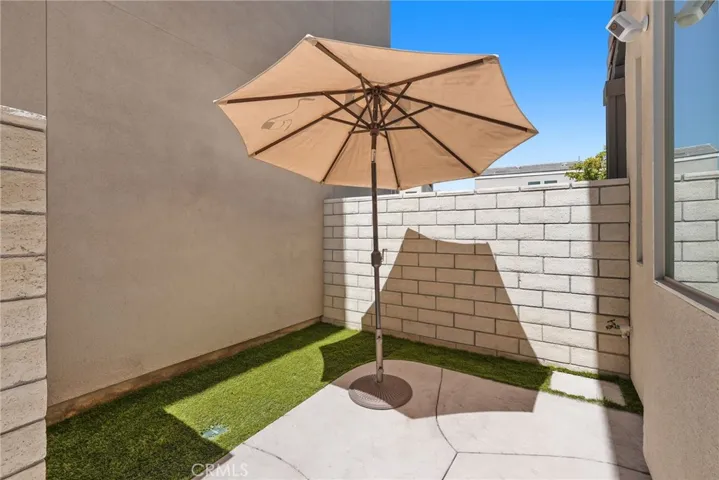 27367 Thunder Ridge Court, Valencia, California 91381