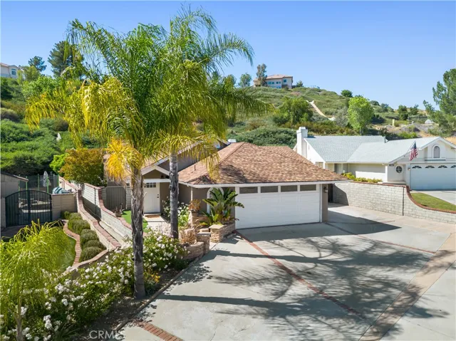 22825 Fir Court, Saugus, California 91390