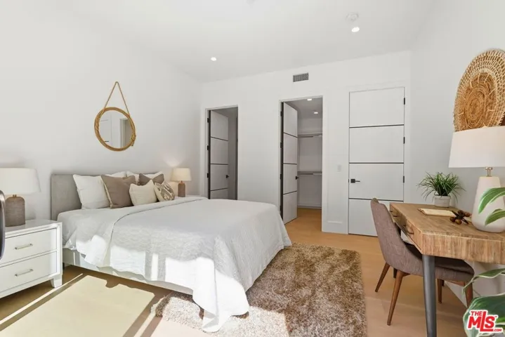 4637 Dunas Lane, Tarzana, California 91356