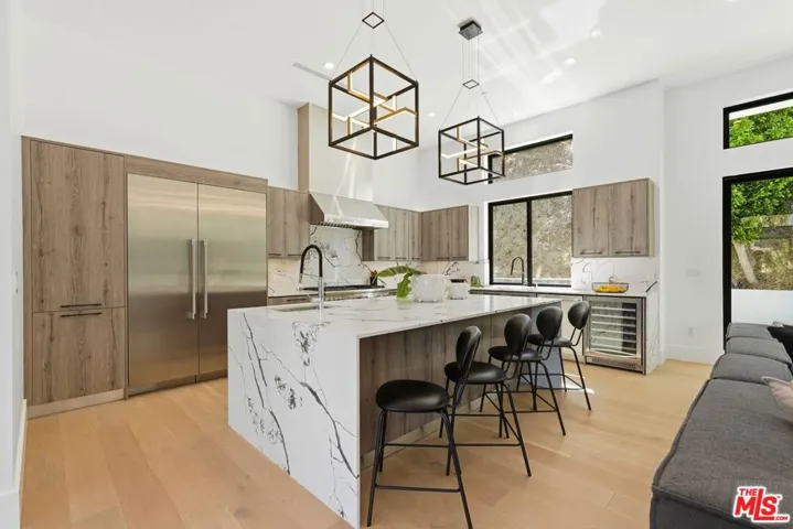 4637 Dunas Lane, Tarzana, California 91356