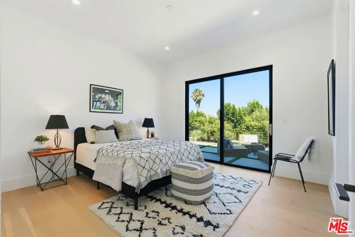 4637 Dunas Lane, Tarzana, California 91356