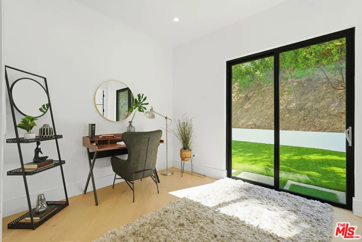 4637 Dunas Lane, Tarzana, California 91356