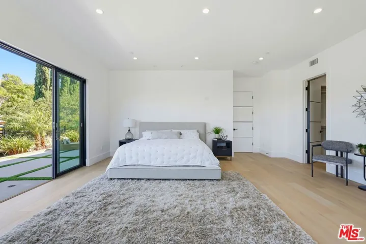4637 Dunas Lane, Tarzana, California 91356