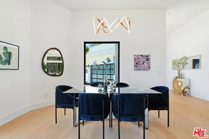 4637 Dunas Lane, Tarzana, California 91356