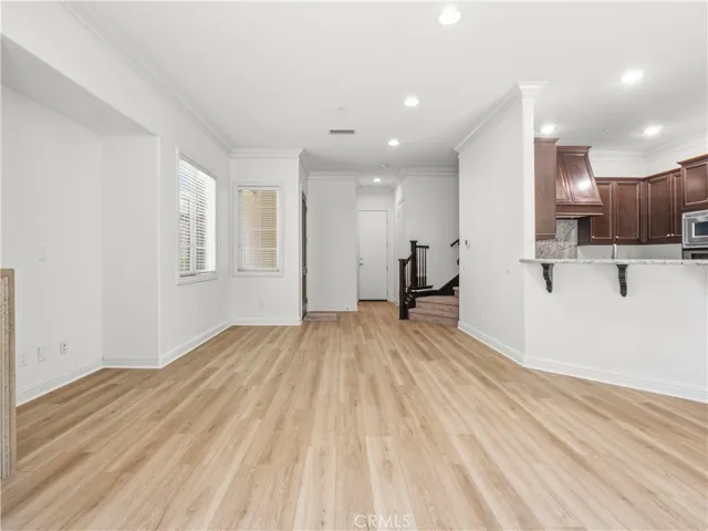 11549 Verona, Chatsworth, California 91311