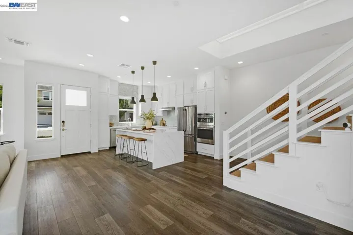 8315 Bluff Way, Newark, California 94560
