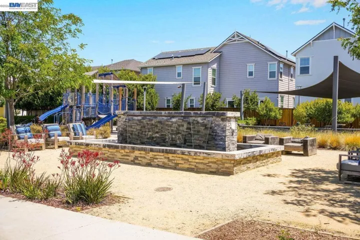 8315 Bluff Way, Newark, California 94560