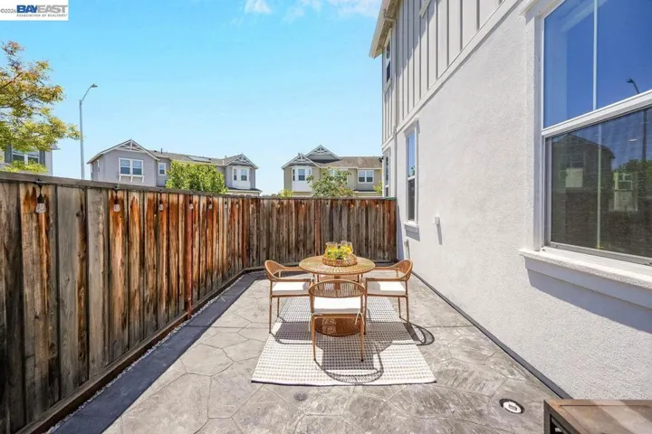 8315 Bluff Way, Newark, California 94560