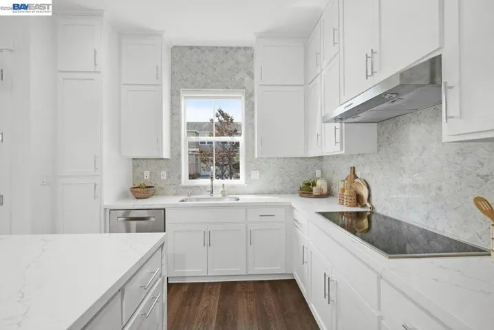 8315 Bluff Way, Newark, California 94560