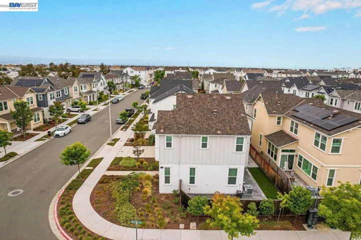 8315 Bluff Way, Newark, California 94560