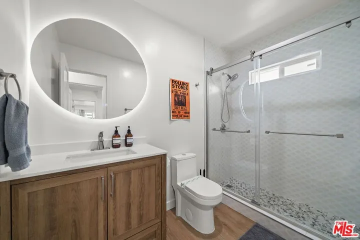3037 Pacific Avenue, Long Beach, California 90806