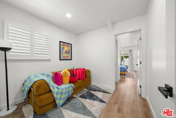 3037 Pacific Avenue, Long Beach, California 90806