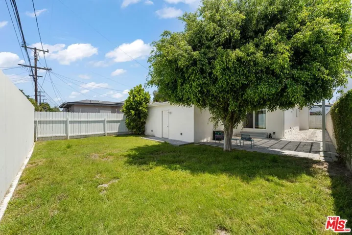 3037 Pacific Avenue, Long Beach, California 90806
