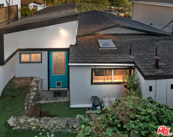 1653 N Beverly Glen Boulevard, Los Angeles, California 90077