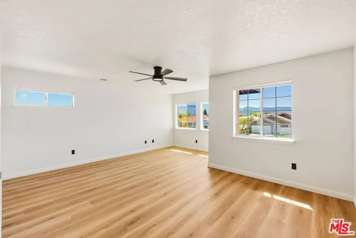 17590 El Cajon Drive, Hesperia, California 92345