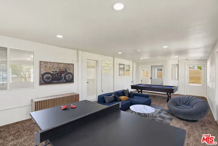 17590 El Cajon Drive, Hesperia, California 92345