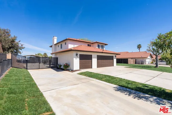 17590 El Cajon Drive, Hesperia, California 92345