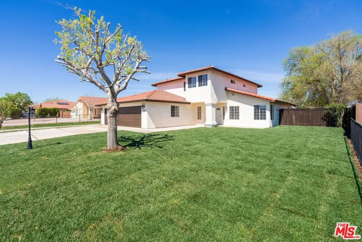 17590 El Cajon Drive, Hesperia, California 92345