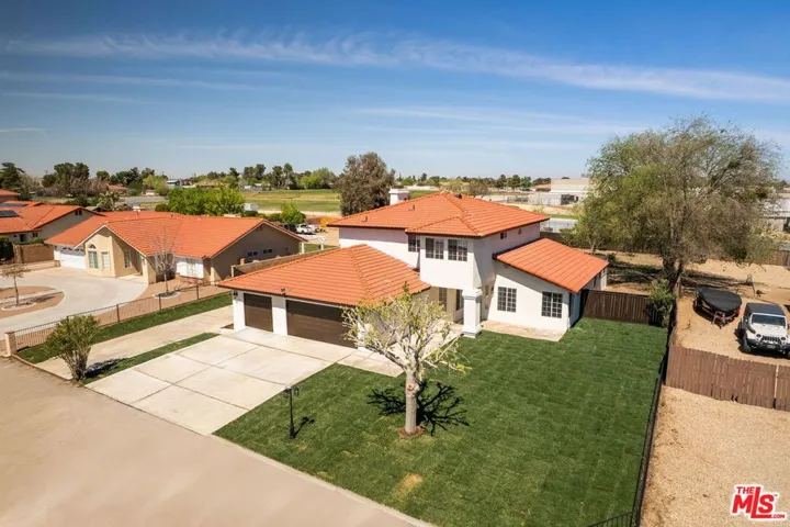 17590 El Cajon Drive, Hesperia, California 92345